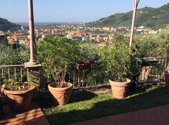 Fieschi Πανσιόν 4*