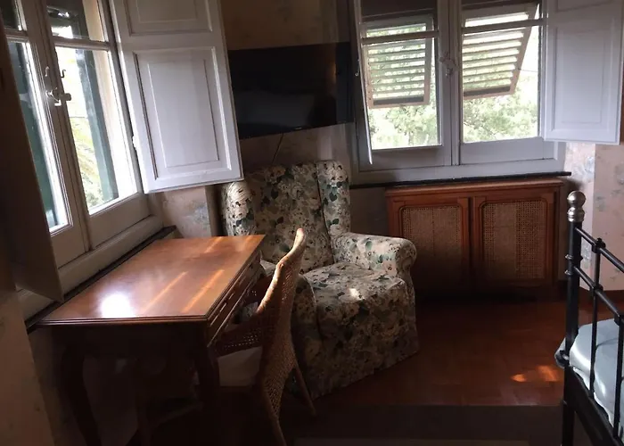 Fieschi Guest house 4*