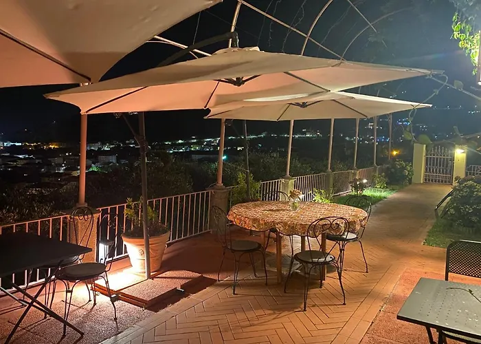 Πανσιόν Fieschi Cogorno